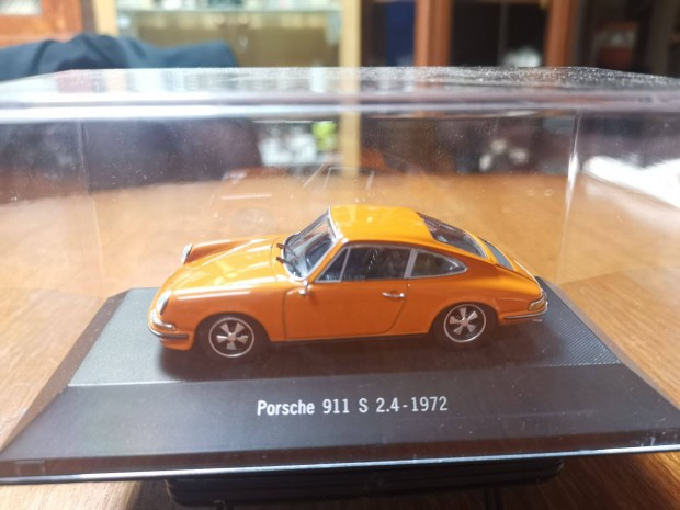 1/43 Porsche 911 S 2.4 - 1972