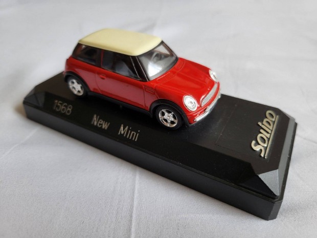 1:43 Solido Mini Cooper