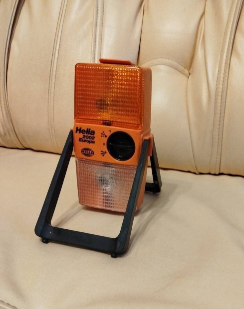 1/4 ron! Hella 2002 figyelmeztet s munkalmpa (elemes)