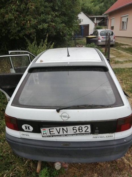 1,7 diesel Astra bontsra