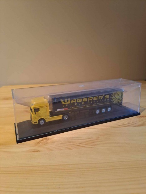 1:87 DAF XF Waberers kamion modell