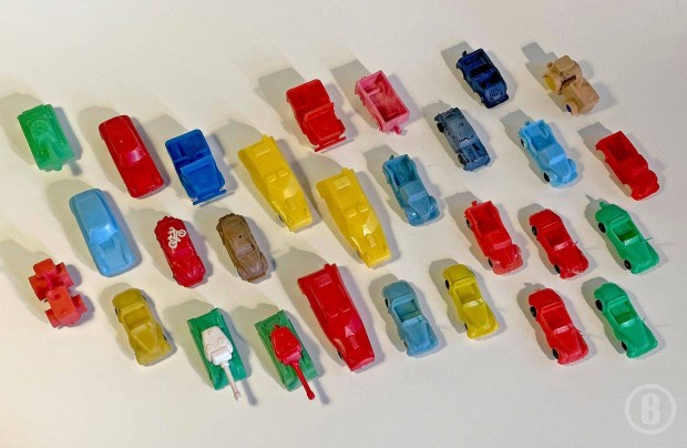 1 Ft-os autók / régi műanyag játék
