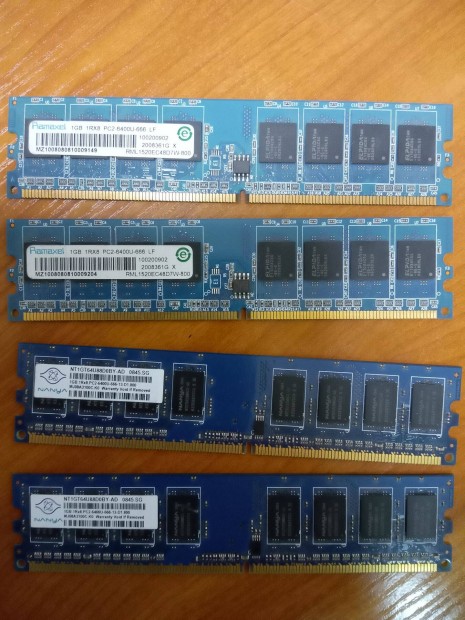 1 GB-os DDR2 RAM modulok