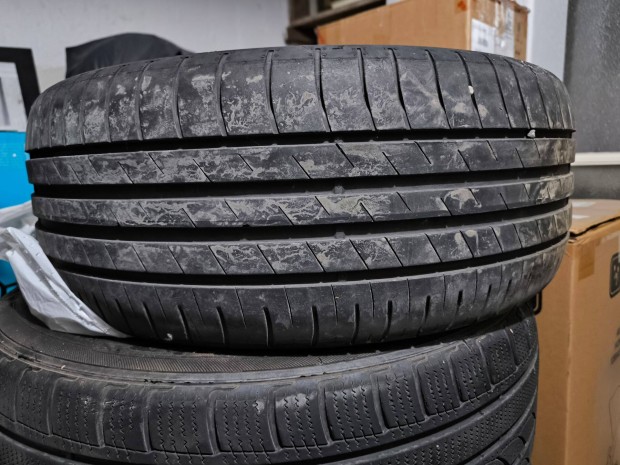 1 db 215/55 R16 2014-es Goodyear nyri gumi 500 Ft 215/55R16