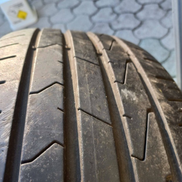 1 db 215/55 R16 Hankook