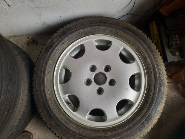 1 db Audi 15 colos alufelni:5x112 , 6Jx15 Et45 (8D0 601 025F)