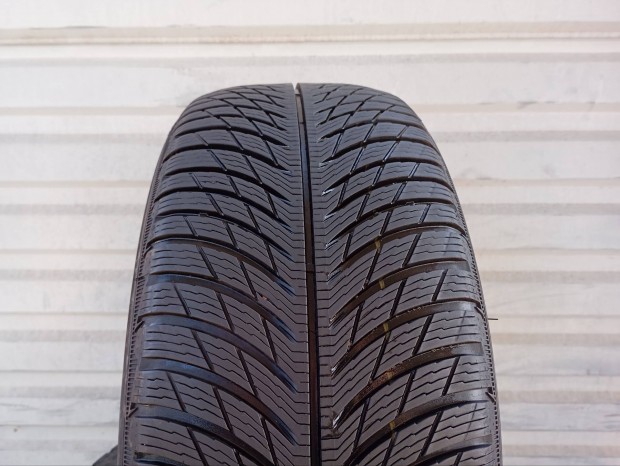 1 db Michelin Pilot Alpin 5 225/50 R17 98H XL téligumi