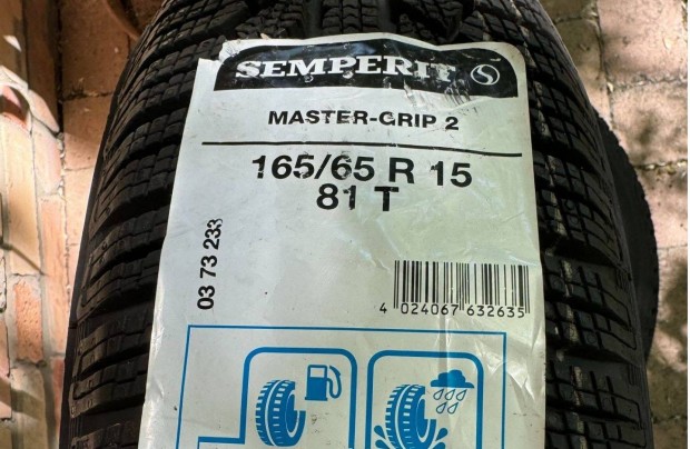 1 db j Semperit Master-Grip 2 165/65 R15 81T Gumiabroncs Aut Gumi