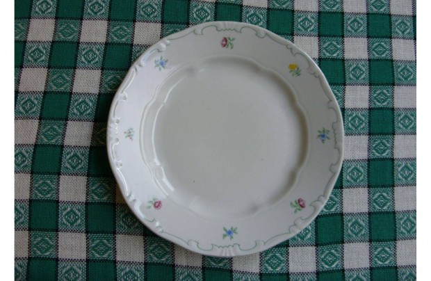 1 db Zsolnay porcelán süteményes tányér 19 cm