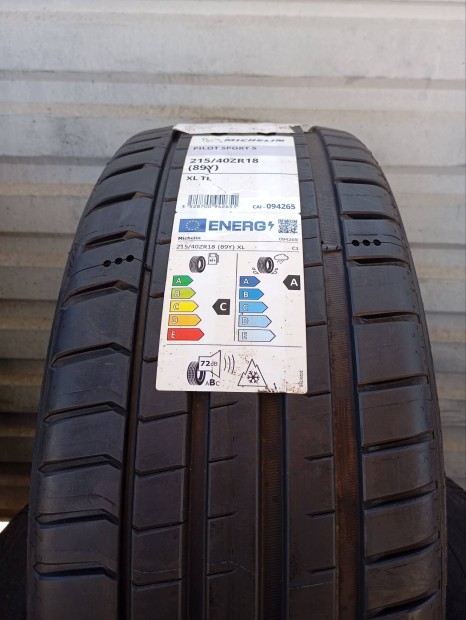 1 db j Michelin Pilot Sport 5 215/40 R18 89Y XL nyrigumi