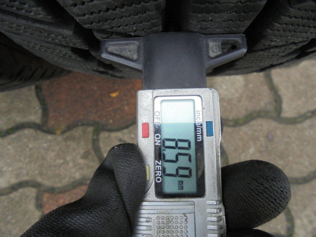 1 ves 19-es tli gumi pr ezer km-et futott llapotban elad