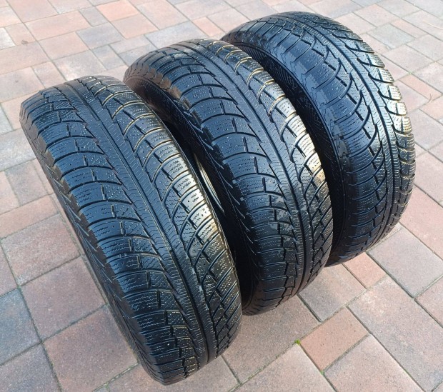 1 p�r 225/70/16 Gislaved t�li gumi elad� !