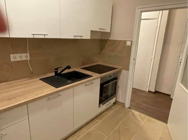 1 szobás lakás kiadó Békéscsaba belvárosában