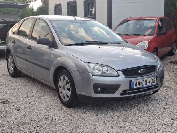 1 tulajdonostól 187000km! Újszerű!