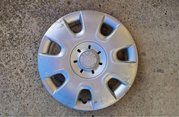 1db 14" Skoda gyri dsztrcsa