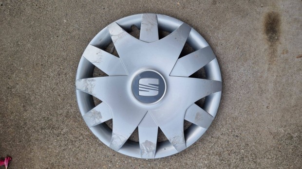 1db 15" Seat gyári dísztárcsa