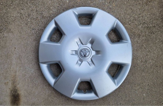 1db 15" Toyota gyári dísztárcsa