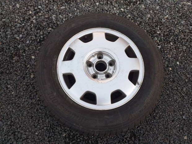 1db 15 coll Audi A4 A6 VW Golf Caddy T4 gy�ri alufelni p�tker�k 5x112