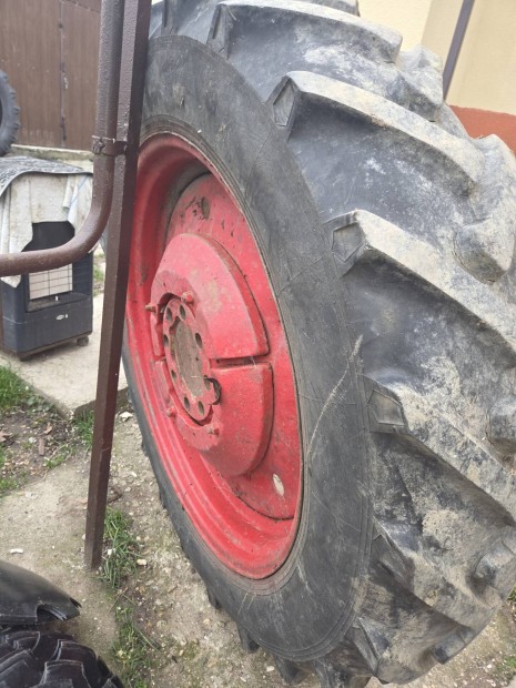 1db 16.3x38 gumi felnivel 