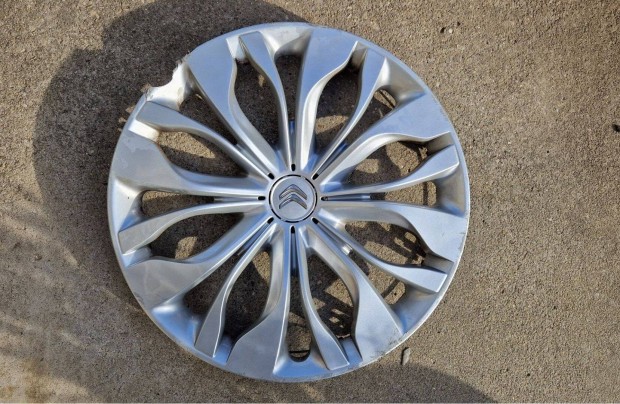 1db 16" Citroen gyári dísztárcsa peremsérült!!!