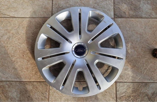 1db 16" Ford gyári dísztárcsa