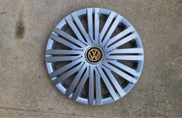 1db 16" VW Volkswagen emblémás dísztárcsa