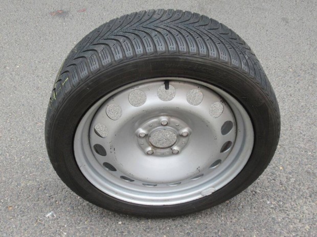 1db 17" BMW pótkerék 5x120 lemezfelni 225/45R17 gumi E36 E46 E81