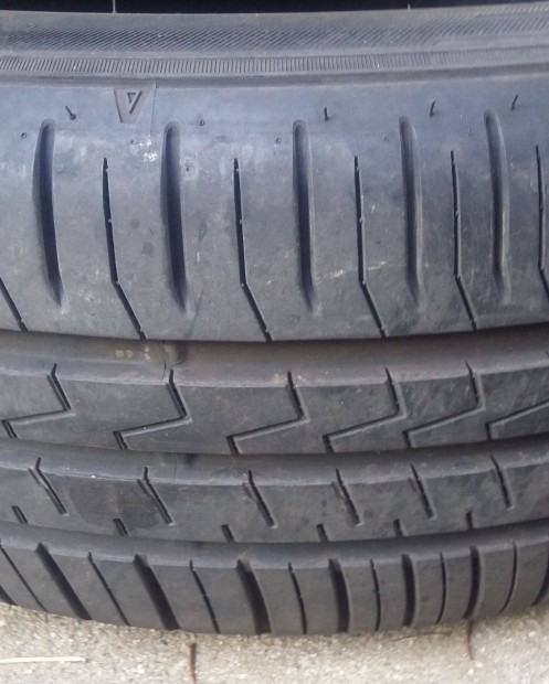1db 195/60R15 88H Falken ZE310 nyárigumi
