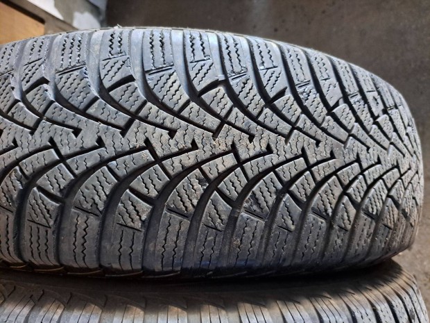 1db 195/65 R15 Goodyear Ultragrip 9 t�li gumi elad�!!! �ra 5000Ft