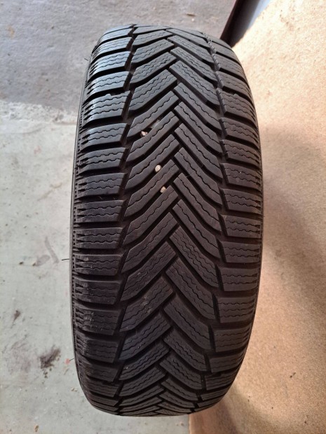 1db 205/55 R17 Michelin Alpin 6 Újszerű téli gumi eladó!! ára! 15000Ft