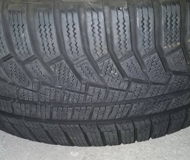 1db 215/55R17 98V Hankook W320 téligumi