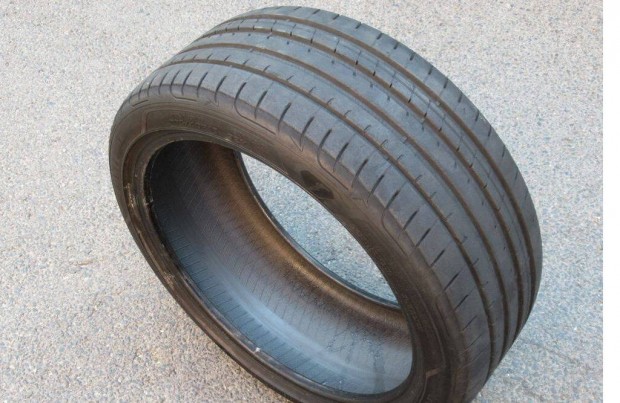 1db 225/40R18 Goodyear Eagle F1 nyárigumi pót gumi 18"