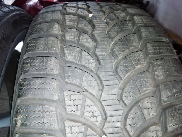 1db 235/35R19 Bridgestone LM-32 235/35 R19 19 tli gumi