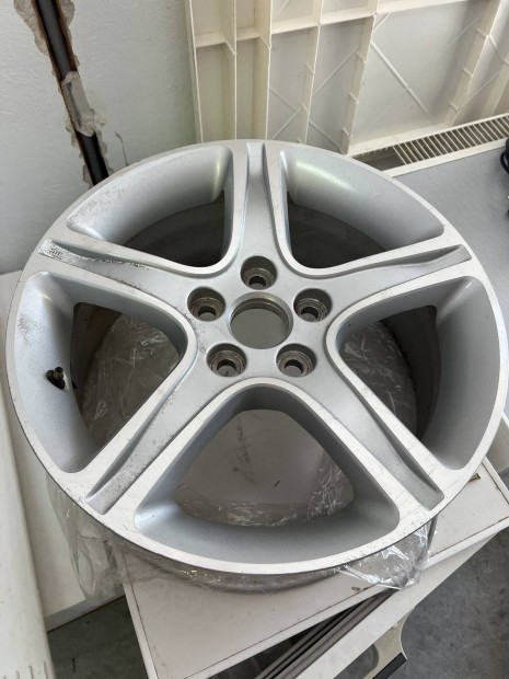 1db 5x114,3 gyri lexus is200 alufelni 17