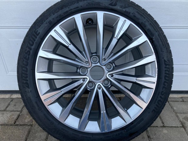 1db BMW 1-es F40 Originl 17-es Alu Felni 2-es F45 F46