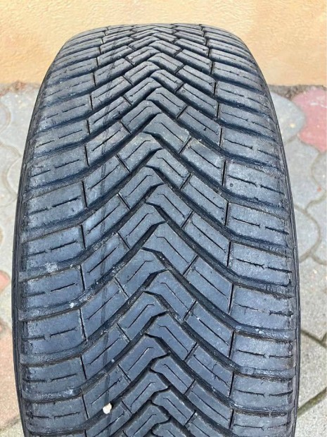 1db Continental ngyvszakos 195/55 R16 Allseasoncontact gumi DOT18