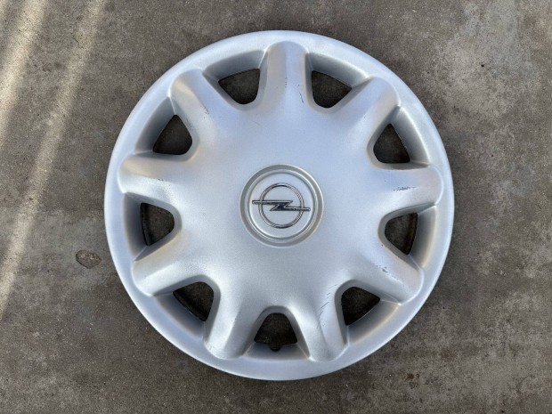 1db Opel 15-s disztrcsa!