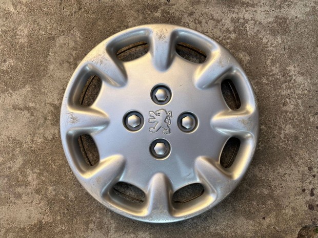 1db Peugeot 13-as gyári disztárcsa eladó!!!