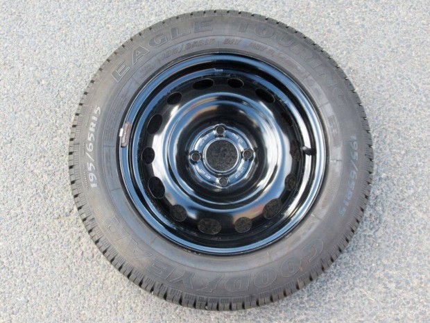 1db Peugeot Citroen ptkerk 15" felni 4x108 gumi 195/65R15