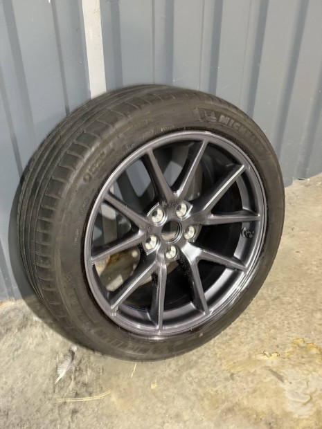 1db Tesla model 3 aero alufelni