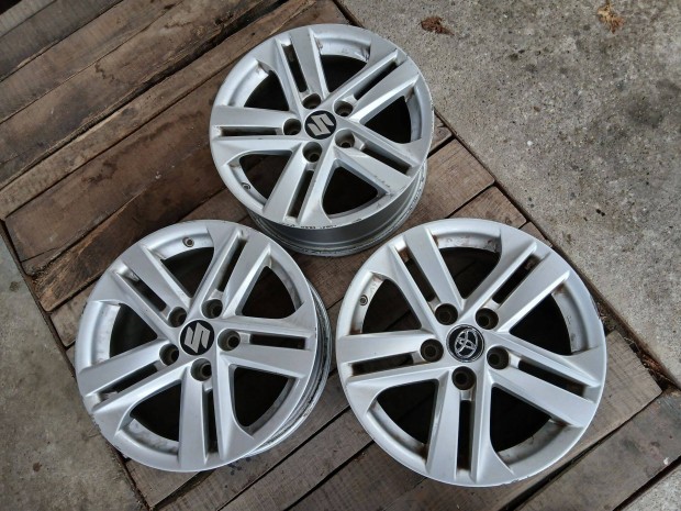 1db Toyota Corolla Suzuki Swace 16" alufelni felni 5x114.3 p�tker�k