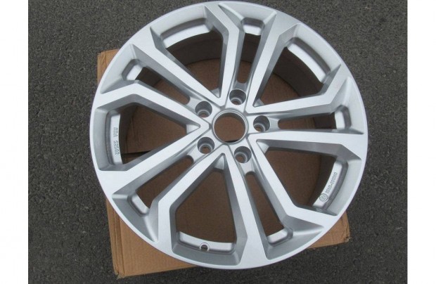 1db j Dezent 18" alufelni 5x114.3 felni kerk ptkerk Nissan Renault