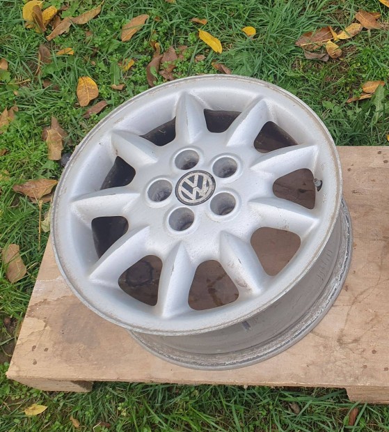 1db VW Golf III. GTI alufelni