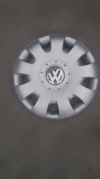 1db VW gyári 15"-s dísztárcsa