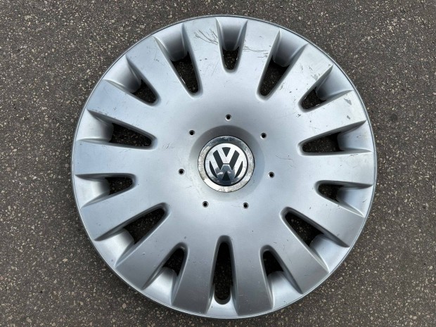 1db Volkswagen 16-os disztárcsa!