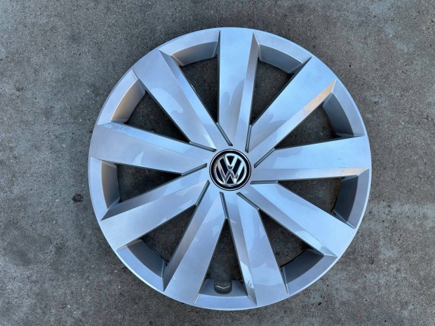 1db Volkswagen 16-os disztrcsa szp llapotban!