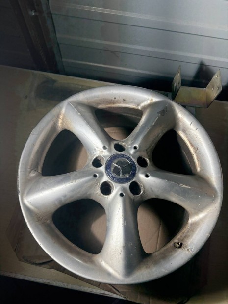 1db hasznlt mercedes alufelni