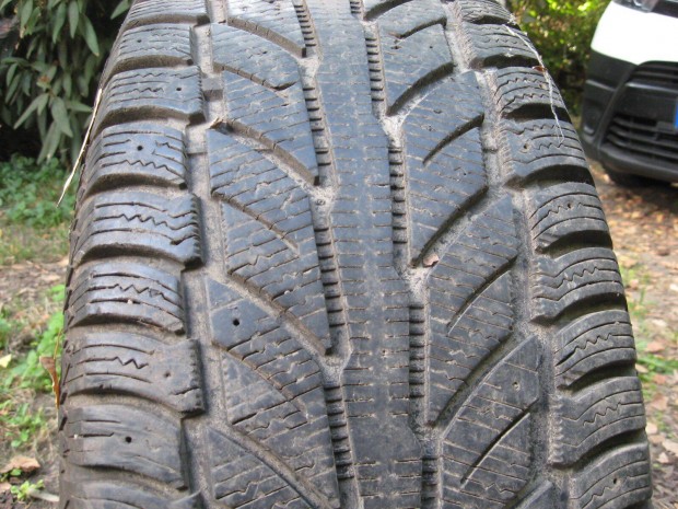 1db terepgumi Cooper 265/70R16 terepjr gumi terep gumi 265/70 R16