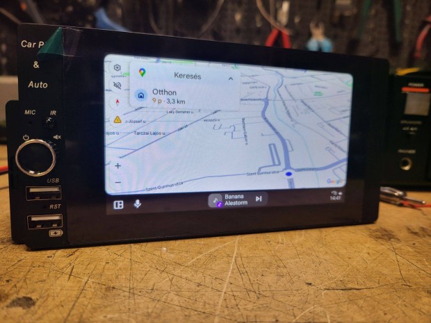 1din 5.5coll fejegys�g ( A.Auto/Carplay, BT, Usb)