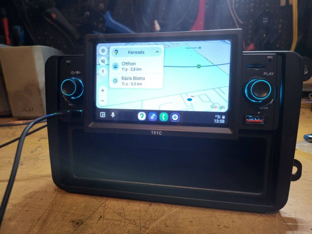 1din 5" kijelzős fejegység VW kerettel